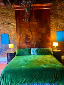 Massey’s on Washington - Riverside Loft - Image 4