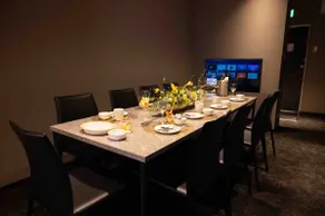 501 + 502/Full room air conditioning/160㎡ rental/4 bedrooms + 4 bathrooms/1 free parking space/2 minutes to subway station - Image 4