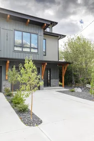 Rundleview - Impeccable Design and Private Hot Tub - Image 4