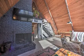 Cozy A-Frame Cabin w/ Pool Table: 8 Mi to Mt Snow! - Image 5