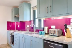 Grassholm Cottage with Hot Tub - Dog Friendly - Image 3
