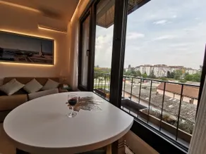 Danube River View Lounge 6 with Garage, K District - Image 4