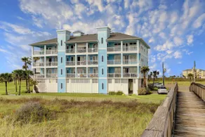 Top Floor RENOVATED Beachfront 3/3 Resort Condo - Image 5