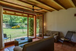 A house with views in the Alt Empordà - Image 5