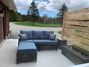 Luxury Guest House With Private Hot Tub and Trails - Image 5