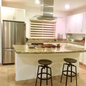 BIG HOUSE: 3bd/3ba with sea views! - Image 4