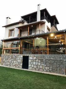 Private Pool and Sheltered Villa // Villa Kalenci - Image 3