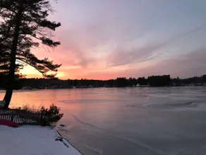 Little Lakehouse, the Lookout - Image 2