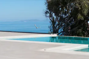 Amaranthine Villa - Image 3