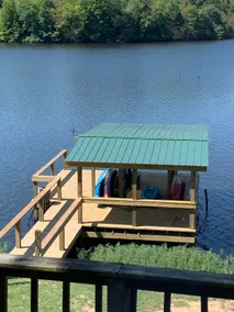 Lake house with million dollar view & hot tub - Image 3