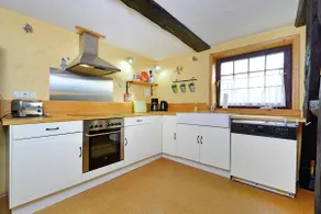 Cozy Apartment in Löwensen Lower Saxony with Private Terrace - Image 4