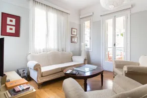 Sunny apartment at the foot of Acropolis - Image 4