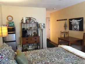 FURNISHED PRIVATE STUDIO, 1ST FLOOR! - Image 2