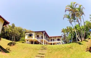 Farmhouse with swimming pools, barbecue, field and more - Image 2