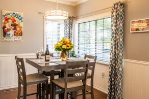 Beautiful & Cozy Home in Historic Cherry St! - Image 5