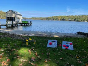 Waterfront house with private beach and pier - Image 2