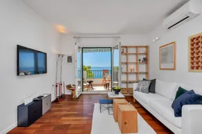 Beach Apartment with  beautiful sea view - Image 4