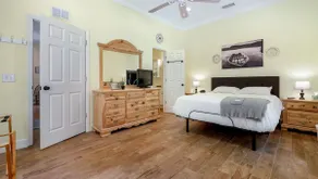 Green Mountain Getaway (No indoor Smoking or Pets) - Image 4