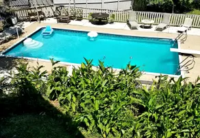 The Better Brady Bunch House - Image 4