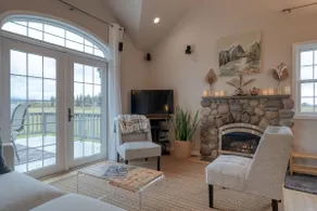 Glacier getaway, family and pet friendly - Image 3