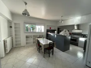 80 m2 apartment in villa with pool next to Bastia - Image 2