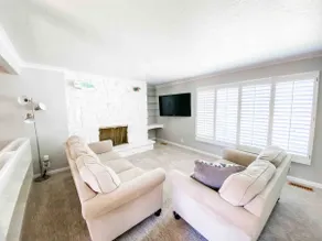 3BR Home, Sleeps 10: 30+ Day Stays. Close to SLC - Image 2