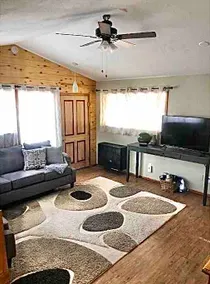 Ravens Avenue 4rm Suite on Main, king bdrm w/fireplace, patio w/grill, dog ok - Image 5