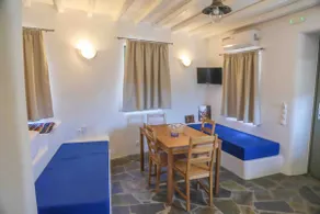 Brandnew traditional style studio. Superb seaview! - Image 5