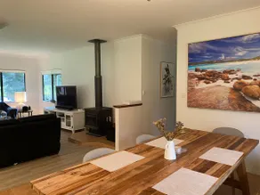 Renovated house on 50 acres 15 mins from Denmark - Image 2