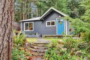 Cozy Escape - tiny cabin w/ fast Wi-Fi & fireplace - Image 2