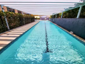 ”LUXE” Luxury Waterfront Living with Skyline Views - Image 5