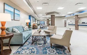Beach Access! Elegant Studio near Top Attractions - Image 3