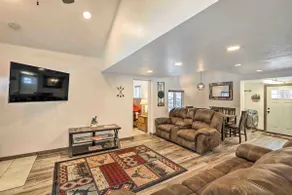 Rustic-Modern two bedroom cabin near Red Rocks - Image 5