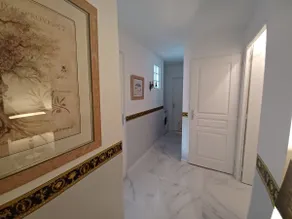 Apartment with Garden and Hot Tub - Image 3