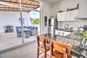 P2Golden Zone PH2: Pool, Grill + 2 Blocks to Beach - Image 3