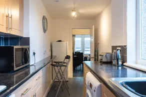 Appartement de 3 chambres, 5 couchages, wifi gratuit - Image 5