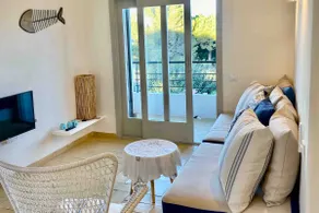 LU Apartments, Pals Beach - Image 2