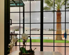 Pico Partido villa heated pool - Image 5