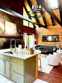 Modern town and country cabin near Manchester, VT - Image 2