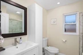 Secluded & Cozy 3B/1Bth w GreatA to Airport - Image 3