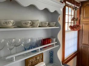 1800’s spacious farmhouse, beautiful outdoor area - Image 3