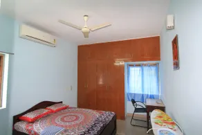 Comfortable home stay at Adyar, a prime location - Image 2