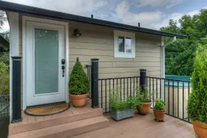 Willamette Valley Riverside Retreat - Image 2