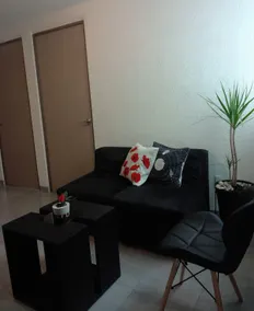 Nice apartment with an excellent location - Image 4