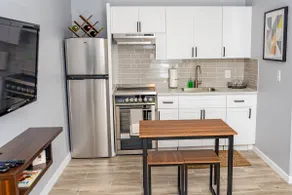 Private Studio Near Hard Rock Stadium - Image 2