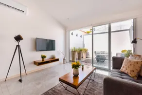 Unique and comfortable accommodation in Cali with a terrace - Image 2