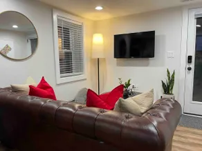 Modern & Sleek 2-bedroom place in Washington, DC! - Image 2