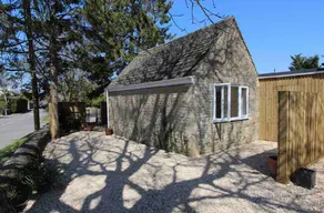*Walnut Tree Lodge - Image 5