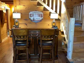 Secluded 3-bedroom Cabin on beautiful Norris Lake - Image 2