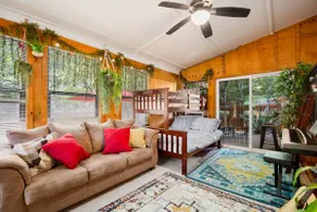 Premium Bohemian Imagintorium ❤️️ 5 BRms | 4mi⇒ DT - Image 3